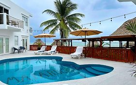 Mata Rocks Resort